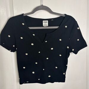 Victoria Secret PINK crop top with Daisy